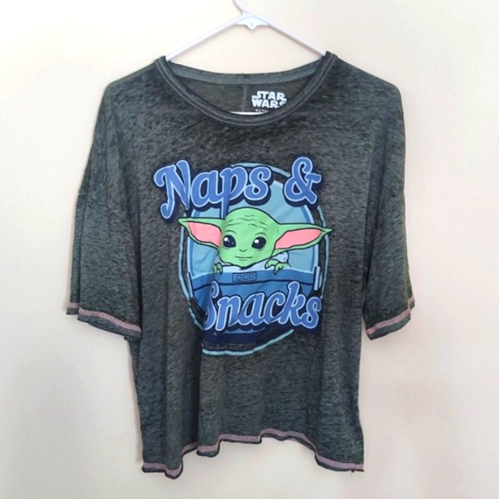 Green/Grey XL Star Wars Baby Yoda Grogu "Naps and Snacks" Tee 🐸🥋